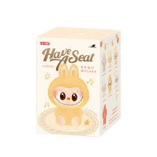 2025 Labubu – Have a Seat (Vinyl Plush Blind Box, ~15 cm)+ CADOU