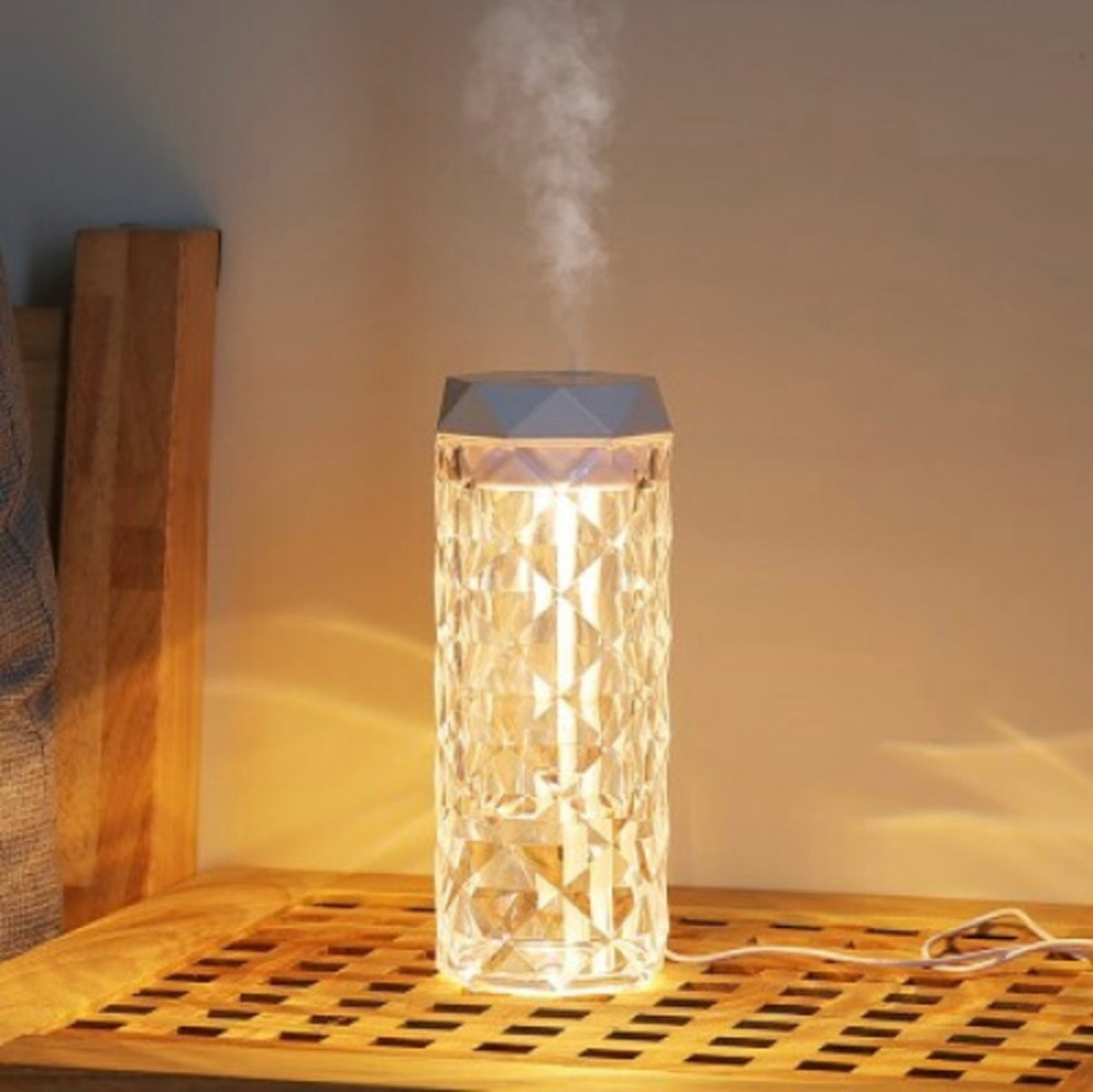 Umidificator de aer inteligent cu lumini