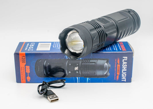 Lanterna LED Reincarcabila, 1200 Lumeni, Zoom Reglabil, Rezistenta la Apa