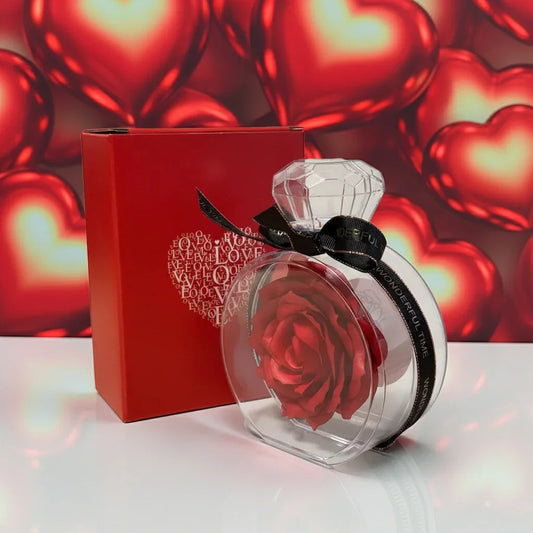 Trandafir ROSU din Săpun în Cutie „Diamant”.